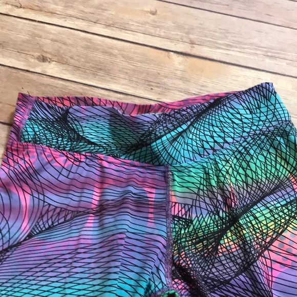 Geometrical trippy leggings - Picture 4 of 6